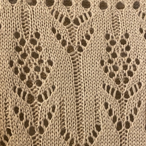 Elegant Tan Knit Sweater - Picture 4 of 7